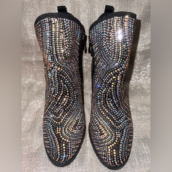 Beacon NWOT Rhinestone Booties Black Size 7 - Picture 3 of 8